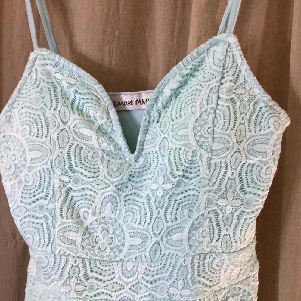 Almost Famous Lined Lace Romper - Picture 3 of 7